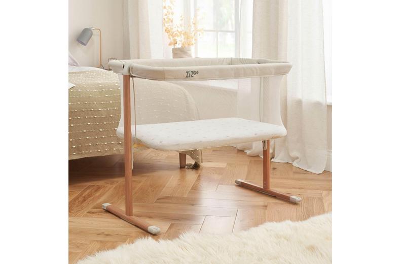 Tutti Bambini ZiZee Crib - Walnut/Ecru Tutti Bambini ZiZee Crib - Walnut/Ecru
