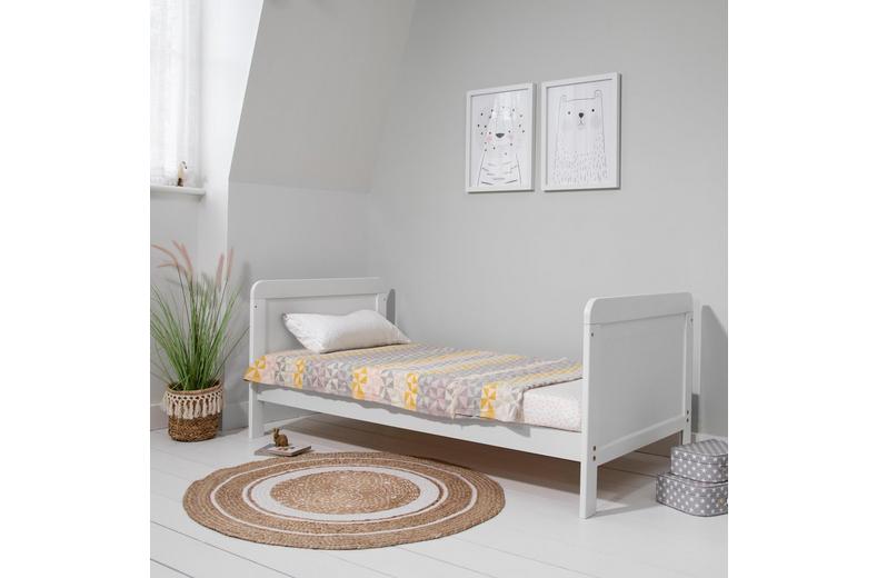Tutti Bambini Rio Cot Bed Changer & Mattress - White Tutti Bambini Rio Cot Bed Changer & Mattress - White