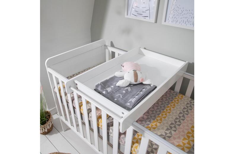 Tutti Bambini Rio Cot Bed Changer & Mattress - White Tutti Bambini Rio Cot Bed Changer & Mattress - White