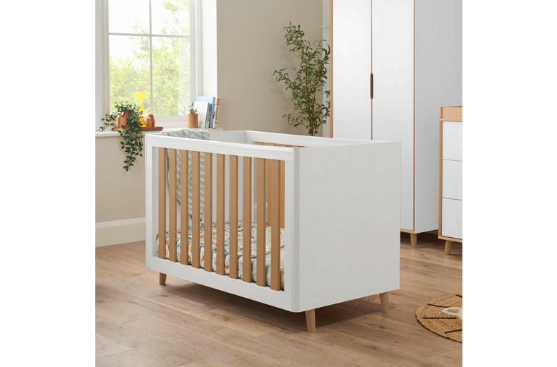 Tutti Bambini Fika Mini Cot Bed - White/Light Oak Tutti Bambini Fika Mini Cot Bed - White/Light Oak