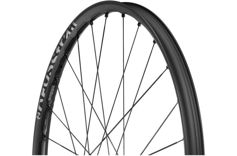 Mavic E-Crosstrail SL 29" 6 Bolt Front Wheel, 15x110mm Mavic E-Crosstrail SL 29" 6 Bolt Front Wheel, 15x110mm