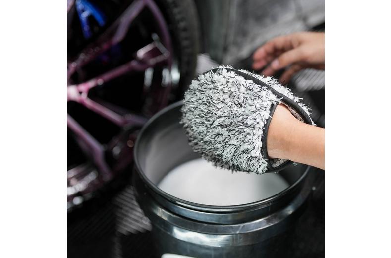 TURTLE WAX Ultimate Wheel Microfibre Wash Mitt TURTLE WAX Ultimate Wheel Microfibre Wash Mitt