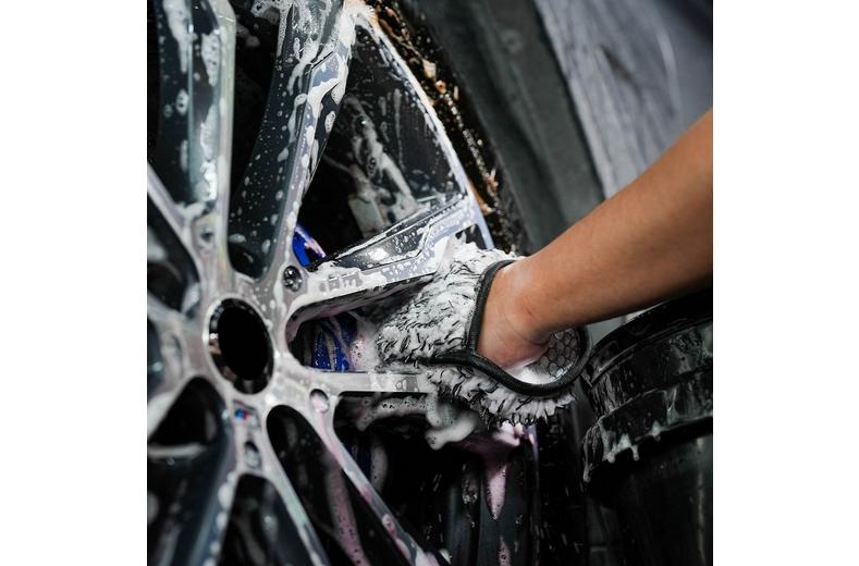 TURTLE WAX Ultimate Wheel Microfibre Wash Mitt TURTLE WAX Ultimate Wheel Microfibre Wash Mitt