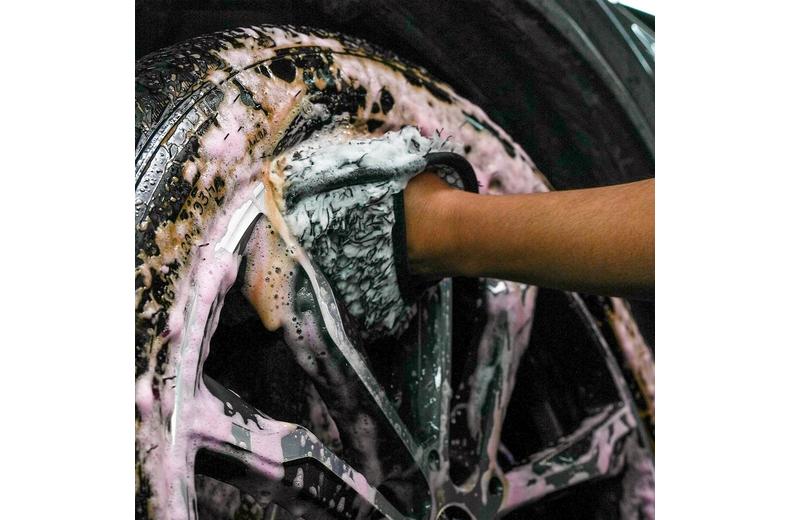TURTLE WAX Ultimate Wheel Microfibre Wash Mitt TURTLE WAX Ultimate Wheel Microfibre Wash Mitt