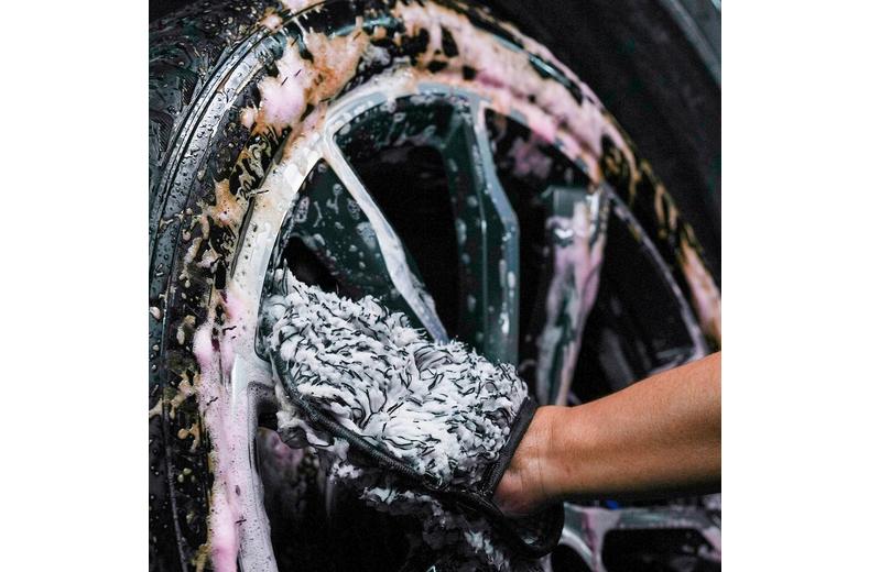 TURTLE WAX Ultimate Wheel Microfibre Wash Mitt TURTLE WAX Ultimate Wheel Microfibre Wash Mitt
