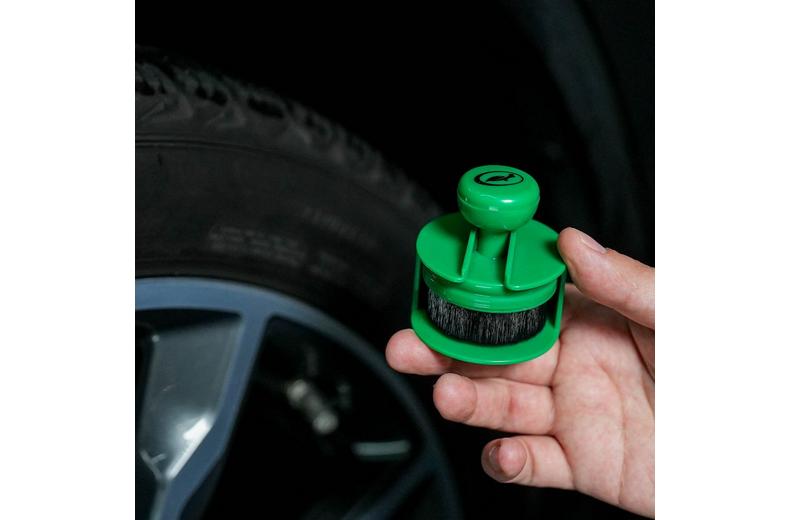 TURTLE WAX Ultimate Tyre Shine Applicator Brush TURTLE WAX Ultimate Tyre Shine Applicator Brush