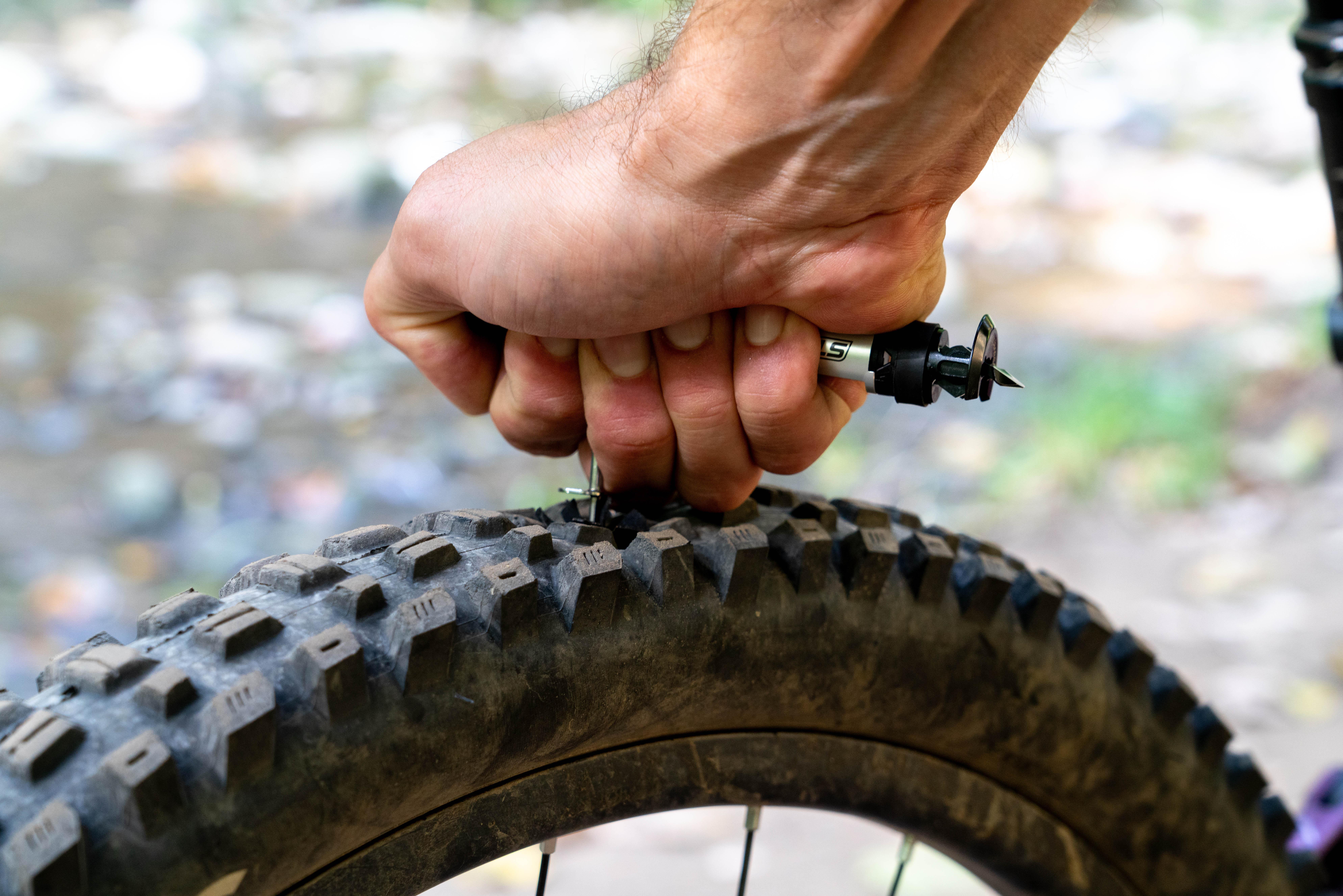 Stans Incredible Dart Repair Tool