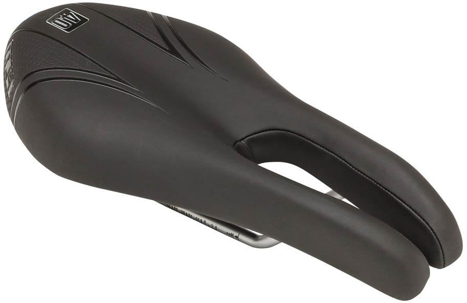 Halfords ISM PL 1.1 Saddle Black | Pricematch, Extra 8% off for BC Members, Free Bike Health Check, Cycle2Work Scheme & 0% APR Finance.