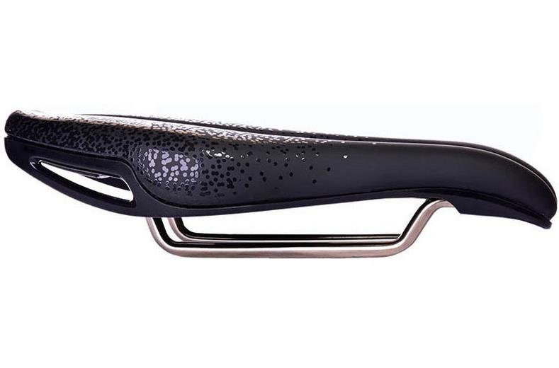 ISM PN 4.0 Saddle Black ISM PN 4.0 Saddle Black