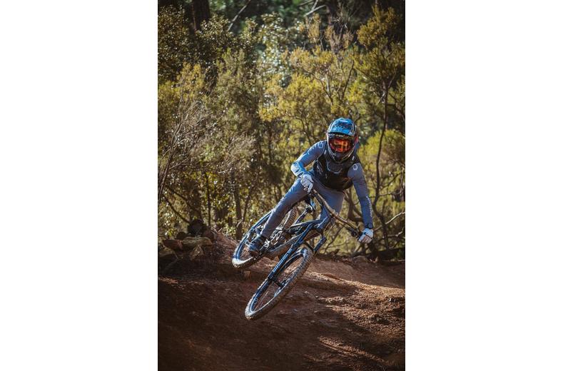 Schwalbe Tacky Chan TLE Folding Tyre, 29x2.40", Super Trail, Soft Schwalbe Tacky Chan TLE Folding Tyre, 29x2.40", Super Trail, Soft