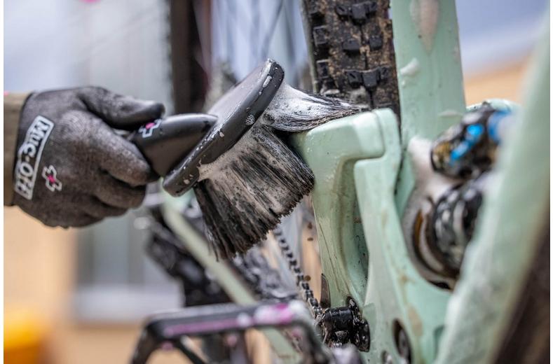 Muc-Off Soft Washing Brush Muc-Off Soft Washing Brush