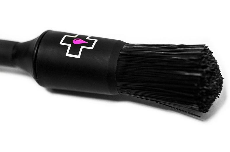 Muc-Off Drivetrain Brush Muc-Off Drivetrain Brush
