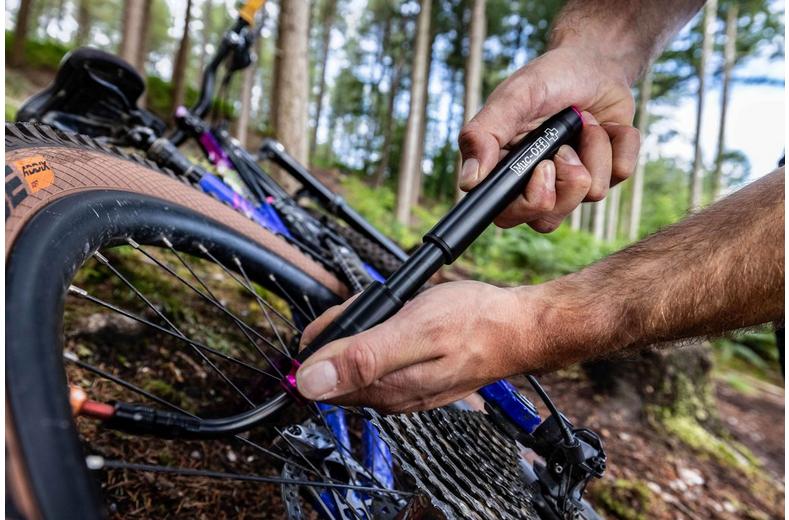 Muc-Off Airmach Mini Pump Muc-Off Airmach Mini Pump