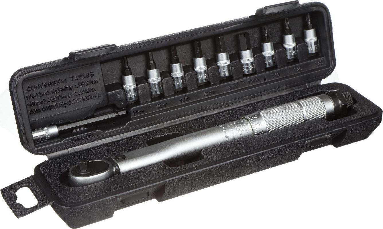 Halfords Advanced Torque Wrench with Sockets | Extra 8% off for BC Members