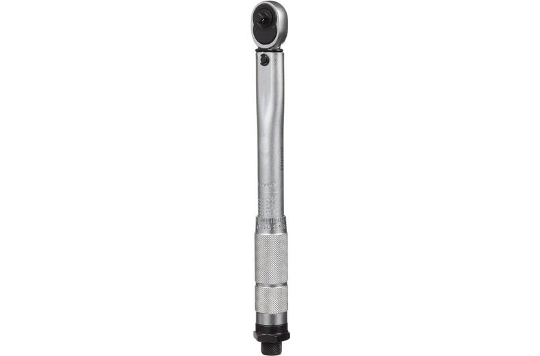 Halfords Advanced Torque Wrench with Sockets Halfords Advanced Torque Wrench with Sockets
