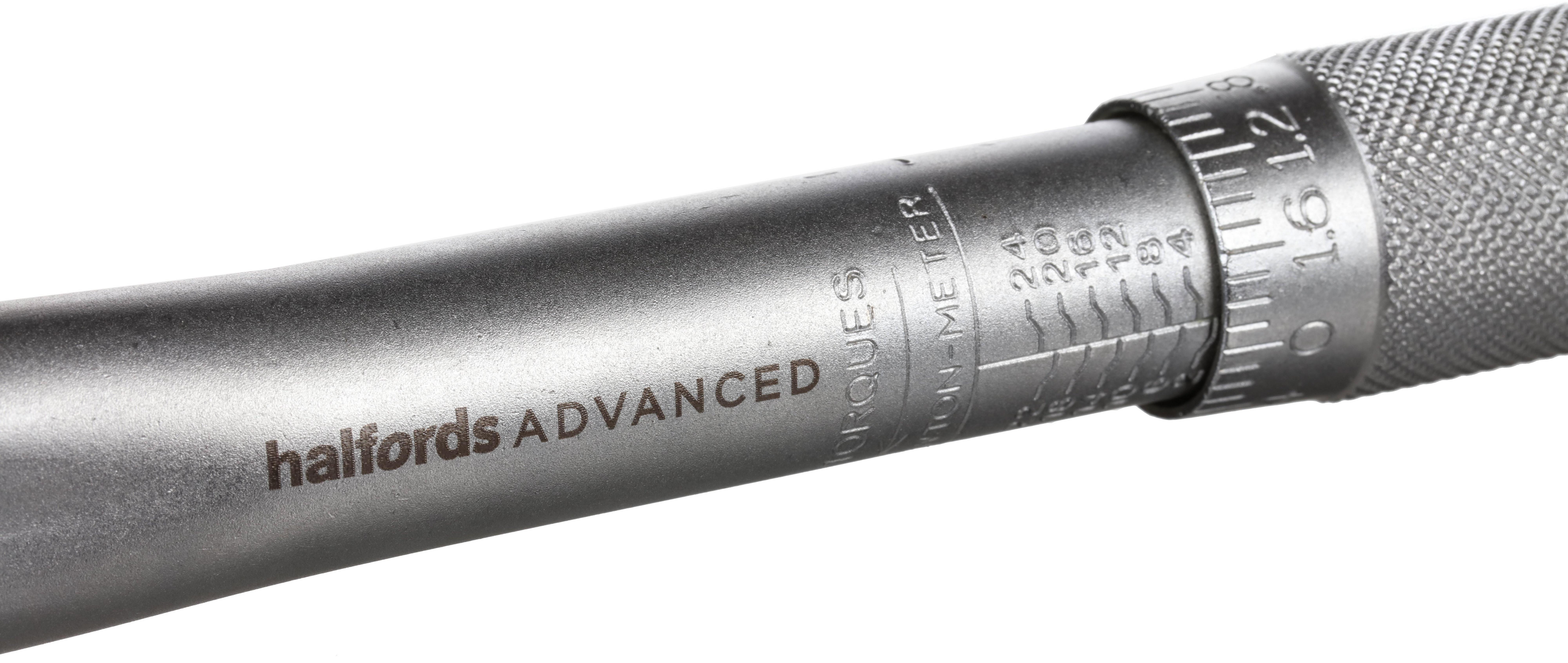 Halfords Advanced Torque Wrench with Sockets
