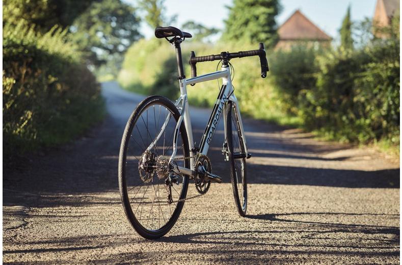Boardman SLR 8.8 Mens Road Bike - S, M, L, XL Frames Boardman SLR 8.8 Mens Road Bike - S, M, L, XL Frames