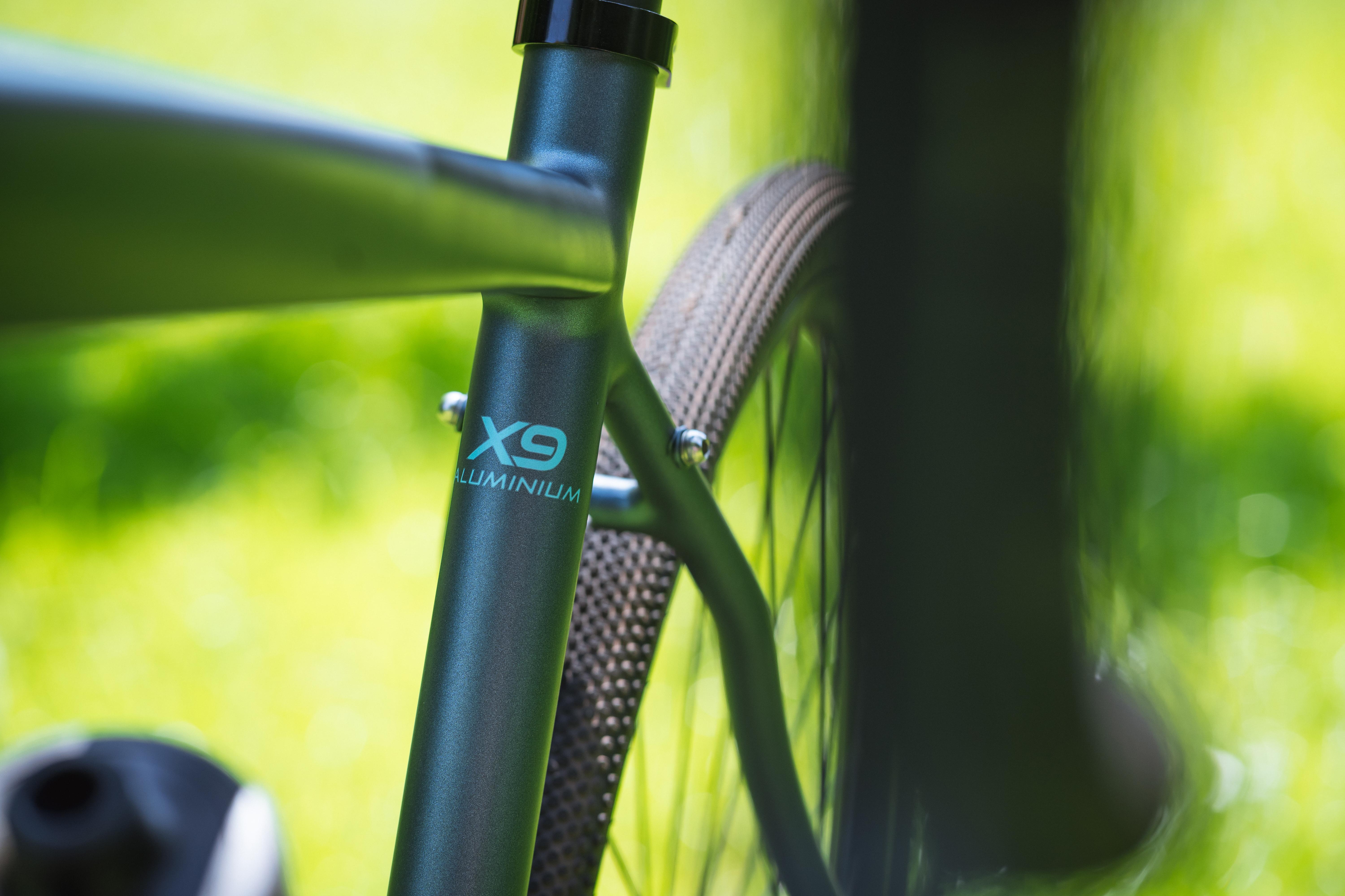 Boardman ADV 8.6W Medium Frame Only