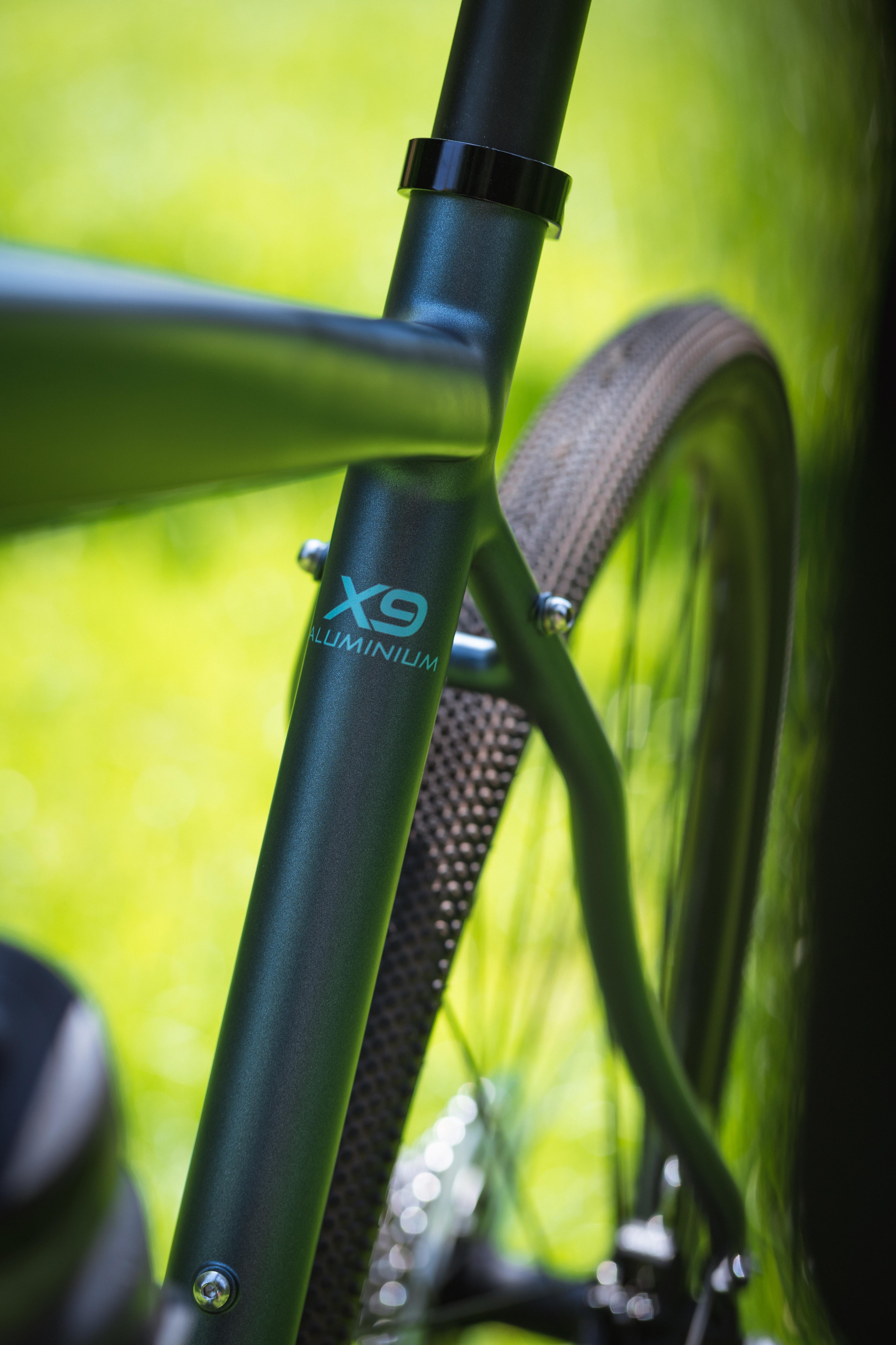 Boardman ADV 8.6W Medium Frame Only