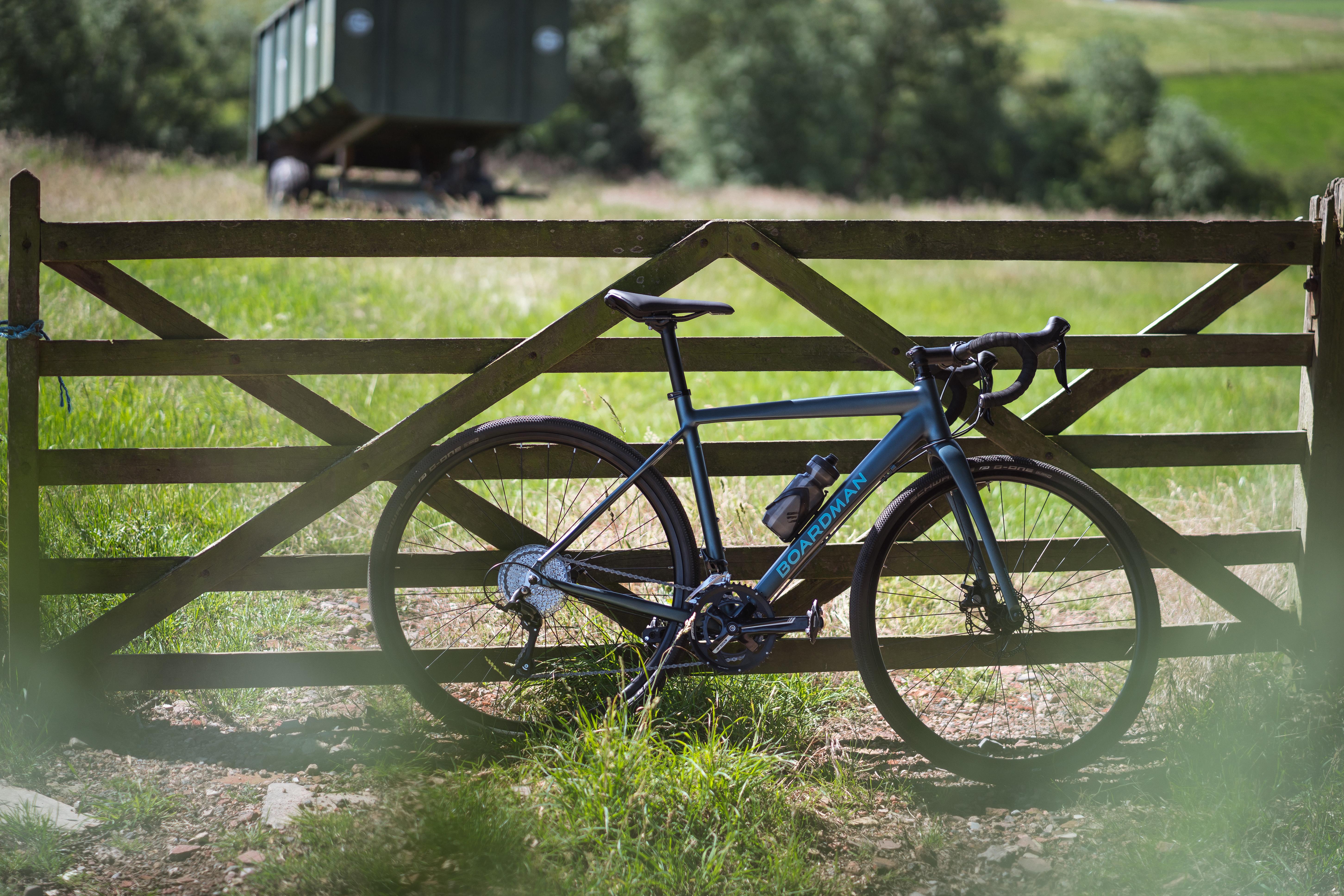 halfords adventure bike