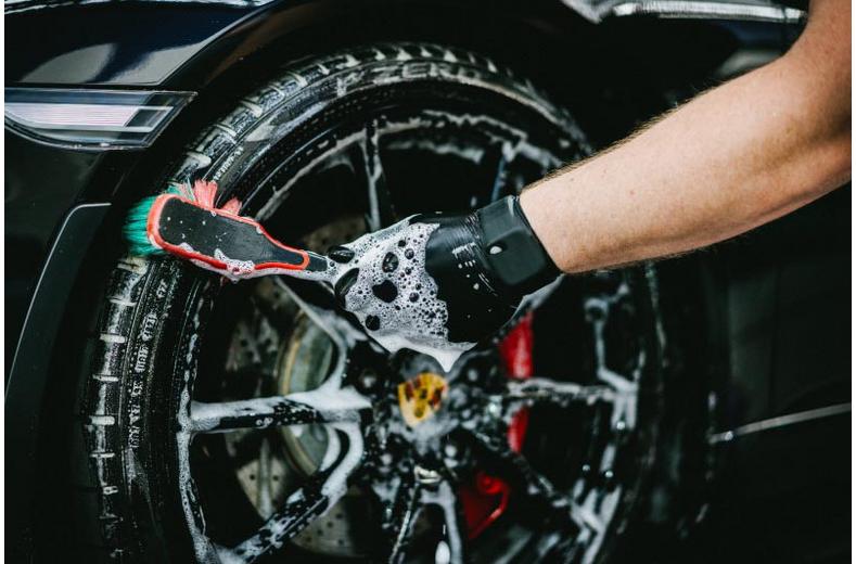 GreenX Wheel & Tyre Cleaner GreenX Wheel & Tyre Cleaner