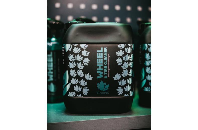GreenX Wheel & Tyre Cleaner 5L GreenX Wheel & Tyre Cleaner 5L