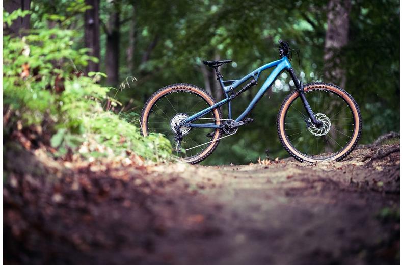Boardman MTR 9.0 Mens Mountain Bike - M, L, XL Frames Boardman MTR 9.0 Mens Mountain Bike - M, L, XL Frames