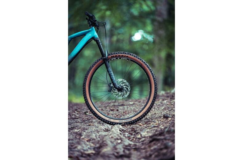 Boardman MTR 9.0 Mens Mountain Bike - M, L, XL Frames Boardman MTR 9.0 Mens Mountain Bike - M, L, XL Frames