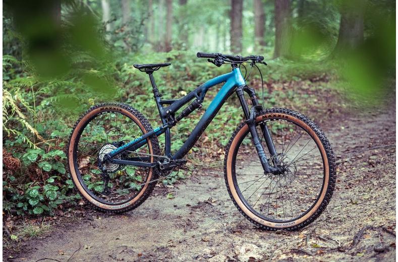 Boardman MTR 9.0 Mens Mountain Bike - M, L, XL Frames Boardman MTR 9.0 Mens Mountain Bike - M, L, XL Frames
