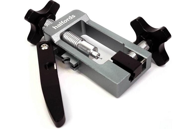 Halfords Hydraulic Hose Cutter & Barb Tool Halfords Hydraulic Hose Cutter & Barb Tool