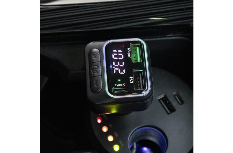 Halfords FM Transmitter with USB A & USB C Halfords FM Transmitter with USB A & USB C