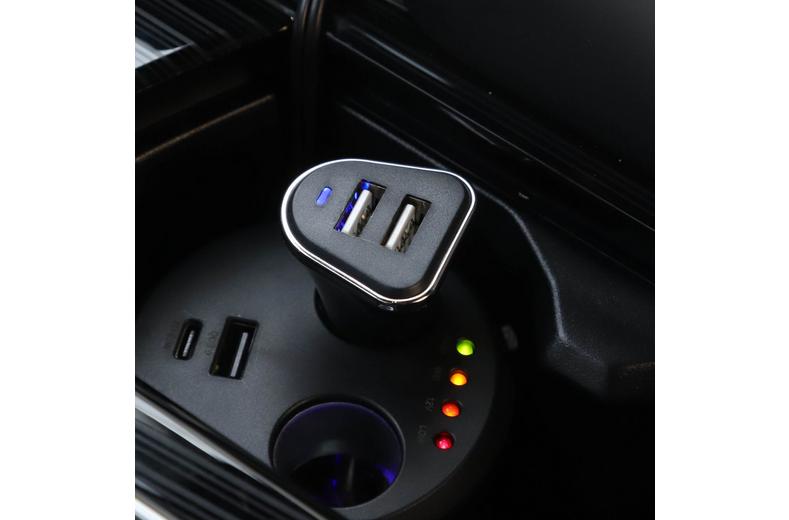 Halfords Dual USB-A In-Car Charger Halfords Dual USB-A In-Car Charger