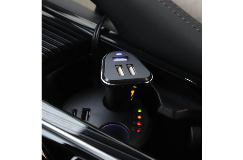 Halfords Triple USB-A in-Car Charger Halfords Triple USB-A in-Car Charger