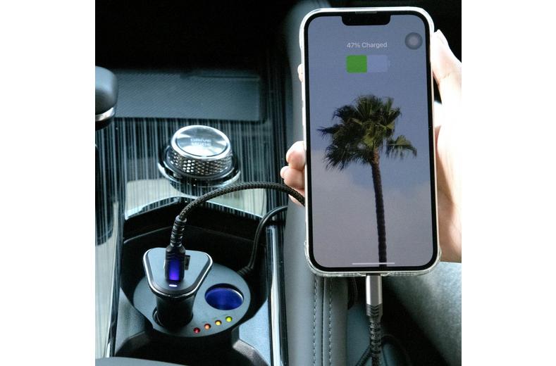 Halfords Dual USB-A and USB-C In-Car Charger Halfords Dual USB-A and USB-C In-Car Charger