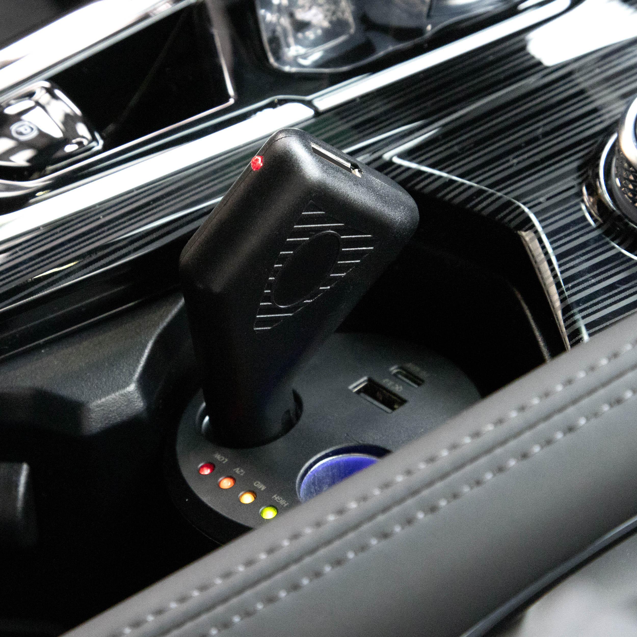 Halfords In-Car Sat Nav Charger