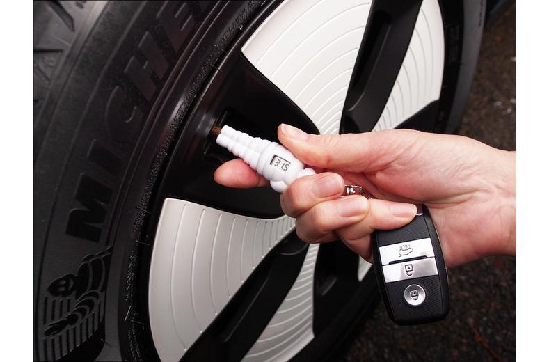 Michelin Bibendum Tyre Pressure Gauge Michelin Bibendum Tyre Pressure Gauge