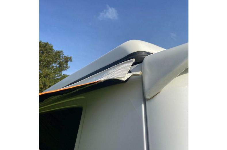 Cubo Breeze v2 Campervan Awning (Blue/ Grey) Cubo Breeze v2 Campervan Awning (Blue/ Grey)