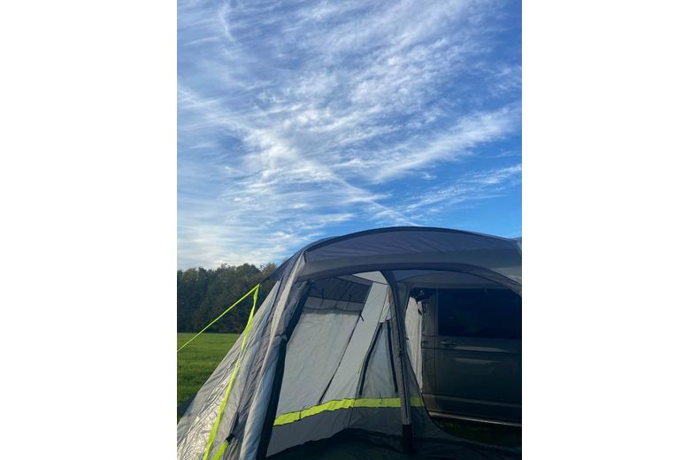 Cubo Breeze v2 Campervan Awning (Light Grey/Lime) Cubo Breeze v2 Campervan Awning (Light Grey/Lime)