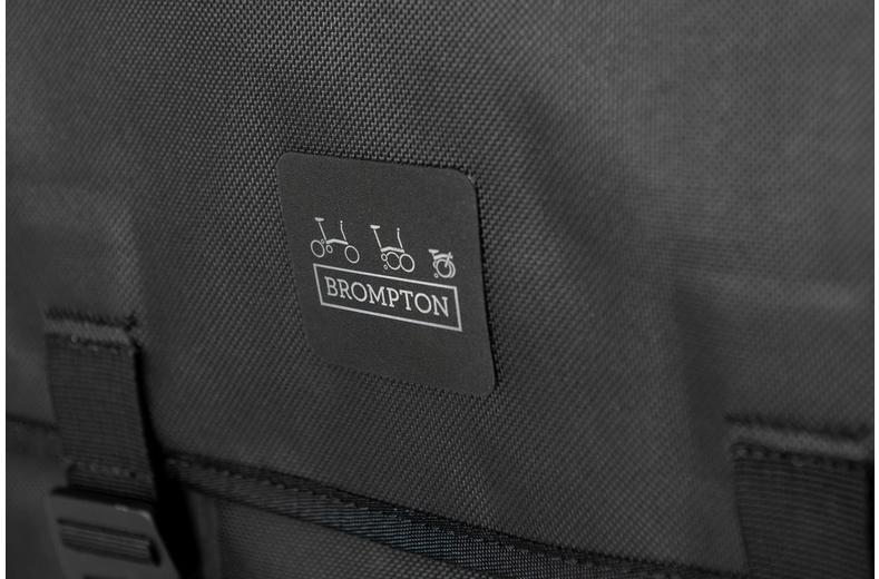 Brompton Metro Messenger Waterproof 20 Litres - Black Brompton Metro Messenger Waterproof 20 Litres - Black