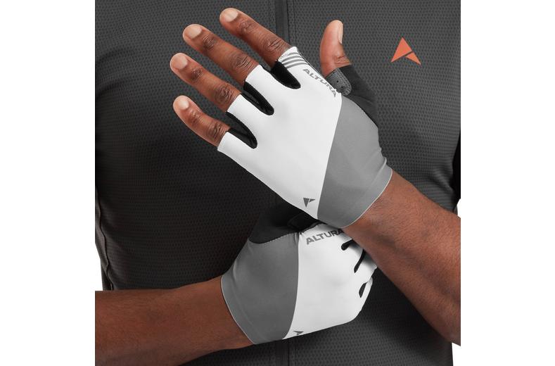 Altura Airstream Unisex Cycling Mitts White M Altura Airstream Unisex Cycling Mitts White M