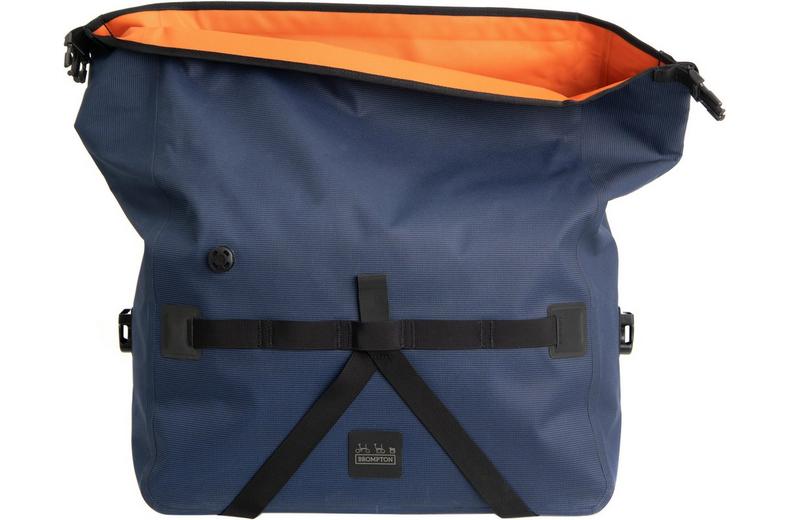 Brompton Borough Waterproof Roll Top 25 Litres - Navy Brompton Borough Waterproof Roll Top 25 Litres - Navy