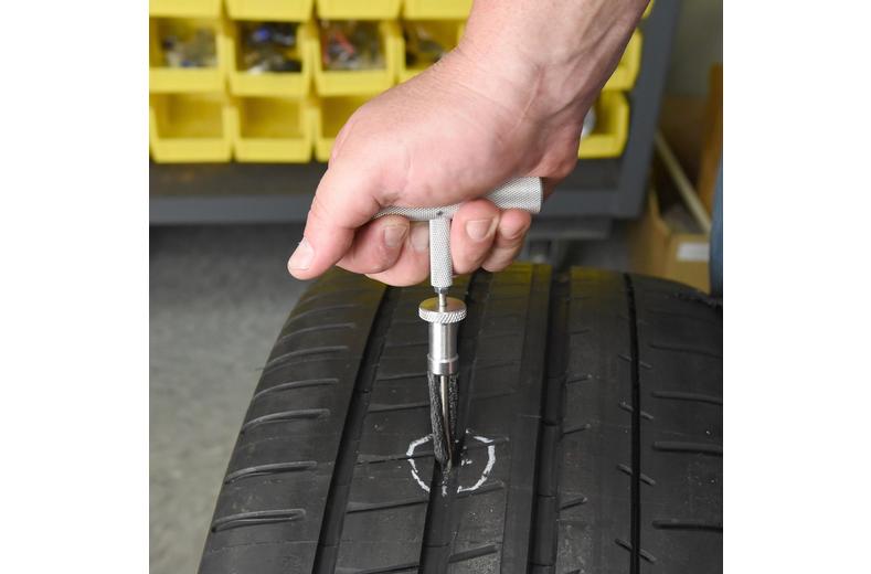 Slime Pro-Series Ultimate Plug Kit Slime Pro-Series Ultimate Plug Kit