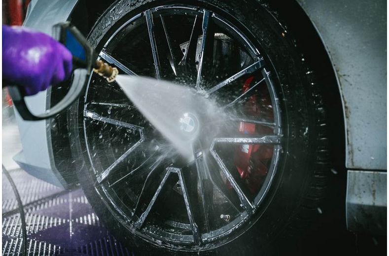 Nanolex Wheel Cleaner & Iron Remover 750ml Nanolex Wheel Cleaner & Iron Remover 750ml