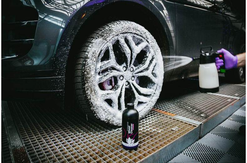 Nanolex Professional Wheel Cleaner Concentrate 1L Nanolex Professional Wheel Cleaner Concentrate 1L
