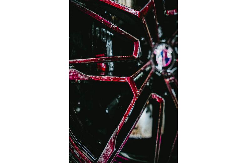 Nanolex Wheel Cleaner & Iron Remover 200ml Nanolex Wheel Cleaner & Iron Remover 200ml