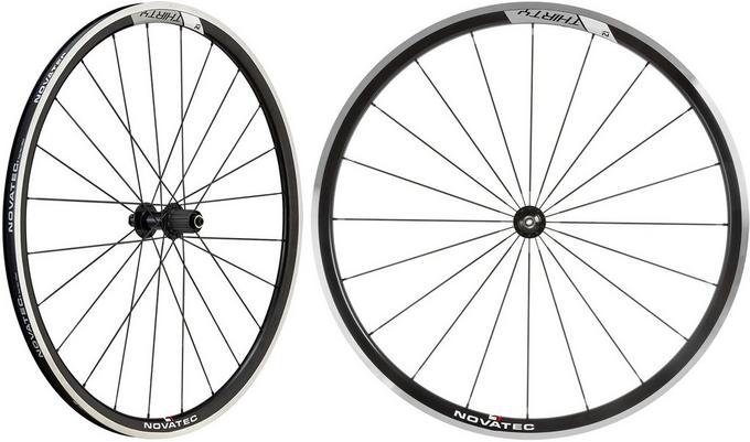 Novatec 30 Aluminium Clincher Wheelset Halfords UK