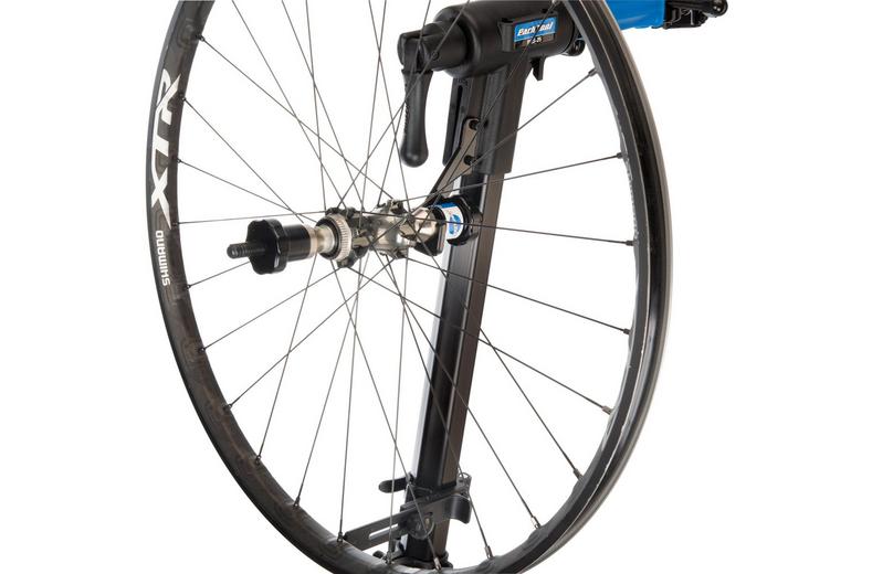 Park Tool TS-TA Thru Axle Adapter Park Tool TS-TA Thru Axle Adapter