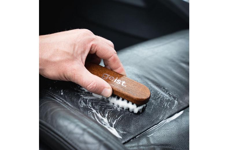 Geist Leather & Fabric Cleaning Brush Geist Leather & Fabric Cleaning Brush