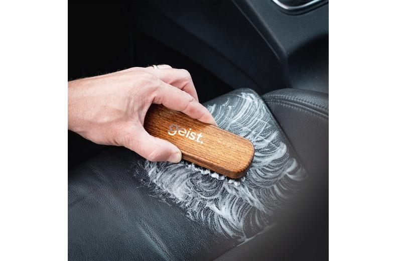 Geist Leather & Fabric Brush Large Geist Leather & Fabric Brush Large