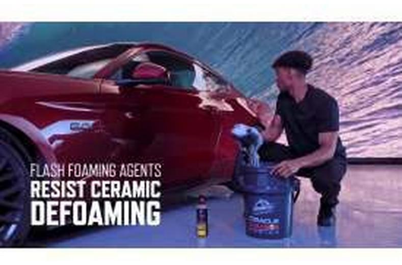 Armor All Oracle Red Bull Racing Hybrid +Ceramic Wash & Shine Armor All Oracle Red Bull Racing Hybrid +Ceramic Wash & Shine